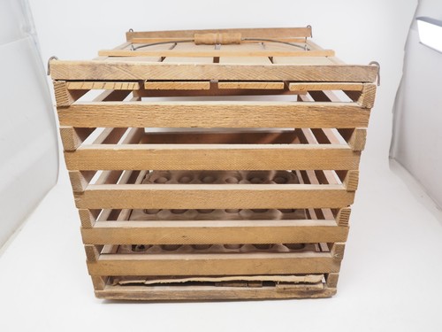 Vintage wooden egg crate - wooden,